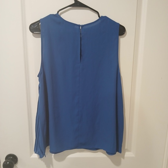 ⭐️ Willow & Thread Royal Blue Tank Blouse size large - Picture 4 of 4